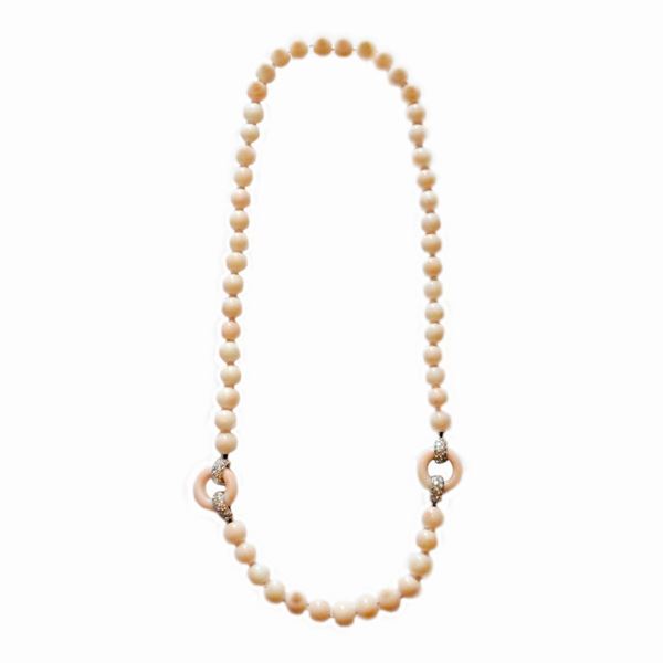 TORRINI : White gold necklace, diamonds, coral angel skin Torrini  - Auction Antique Jewelry, Modern and Watches - Curio - Casa d'aste in Firenze