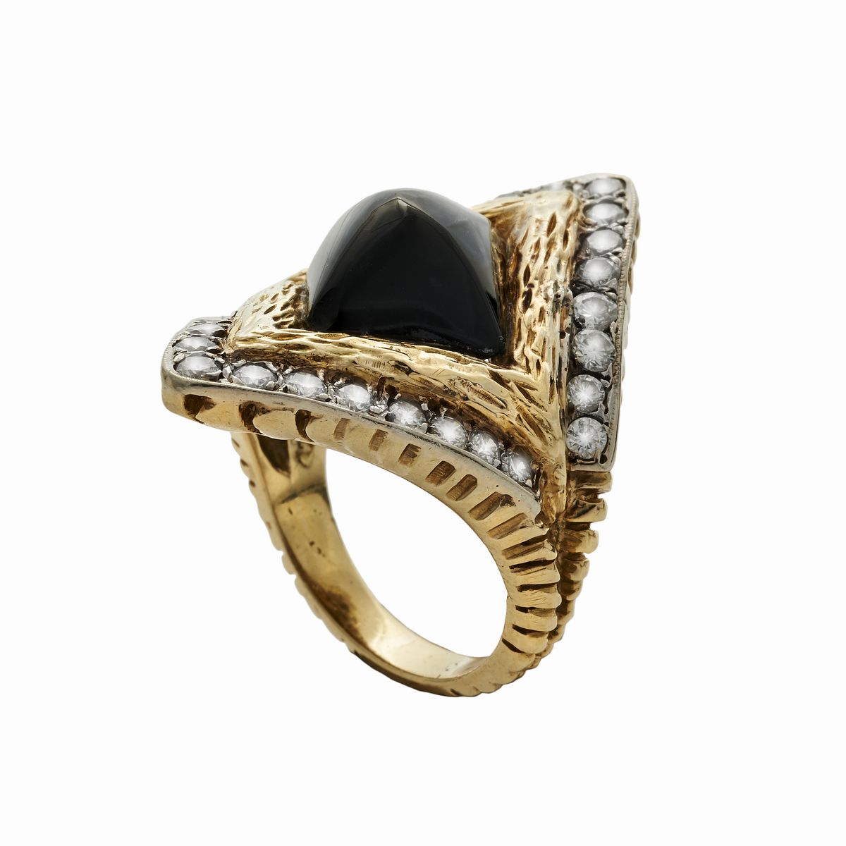 Anello Trapezioidale in Oro Giallo, Diamanti e Vetro Nero