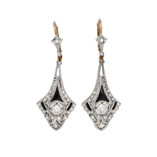 Earrings in white gold, diamonds and black glass