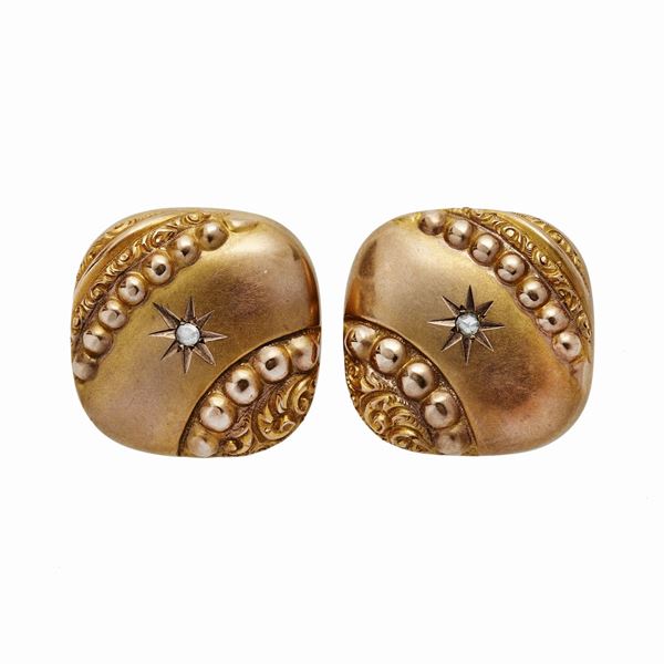 Pair of gold cufflinks low titer and diamonds  - Auction Antique Jewelry, Modern and Watches - Curio - Casa d'aste in Firenze