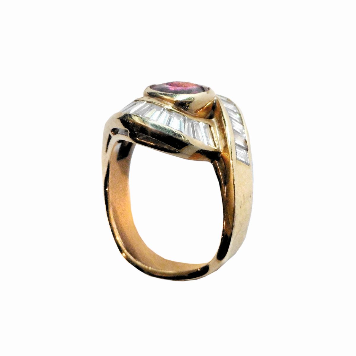 Anello in Oro Giallo, Diamanti, Rubino