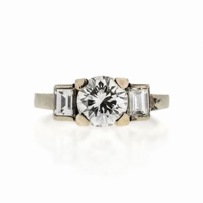 Anello in Oro Bianco e Diamanti