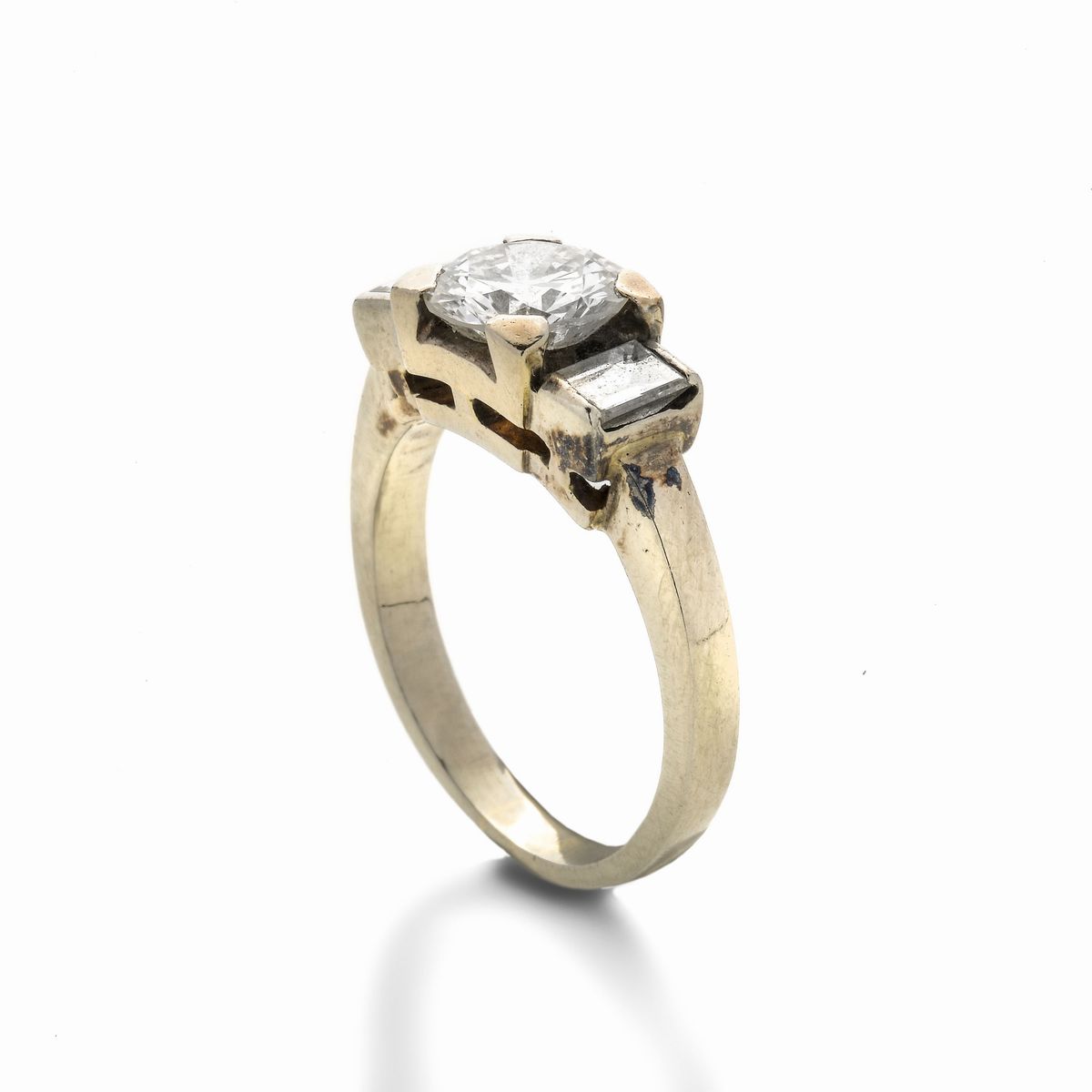 Anello in Oro Bianco e Diamanti