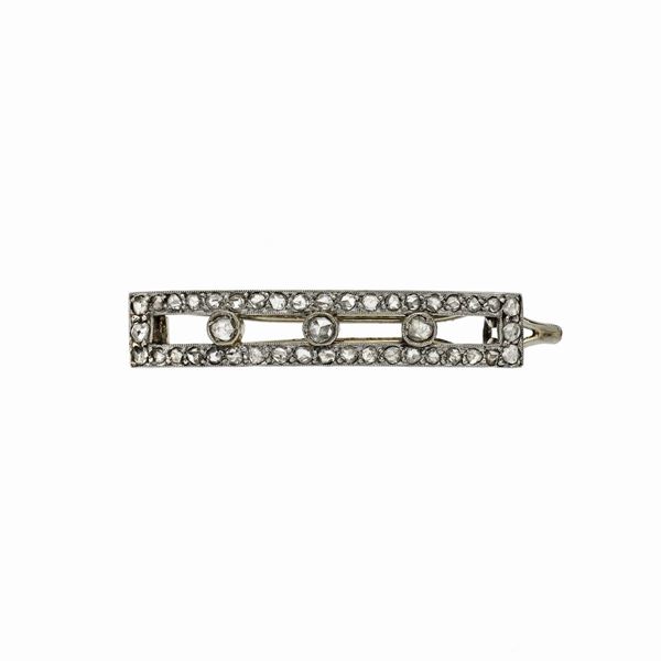 Gold hair clip, yellow gold and diamonds