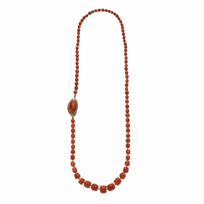 Lunga Collana in Oro Giallo 12 Kt e Corallo Rosso