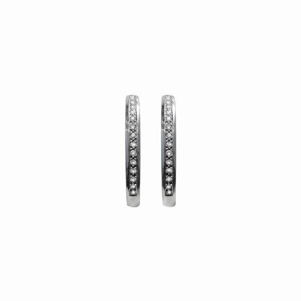 Pair of earrings in white gold and diamonds  - Auction Antique Jewelry, Modern and Watches - Curio - Casa d'aste in Firenze