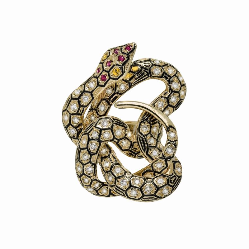Anello in Oro Giallo, Rubini Diamanti e Smalto Nero