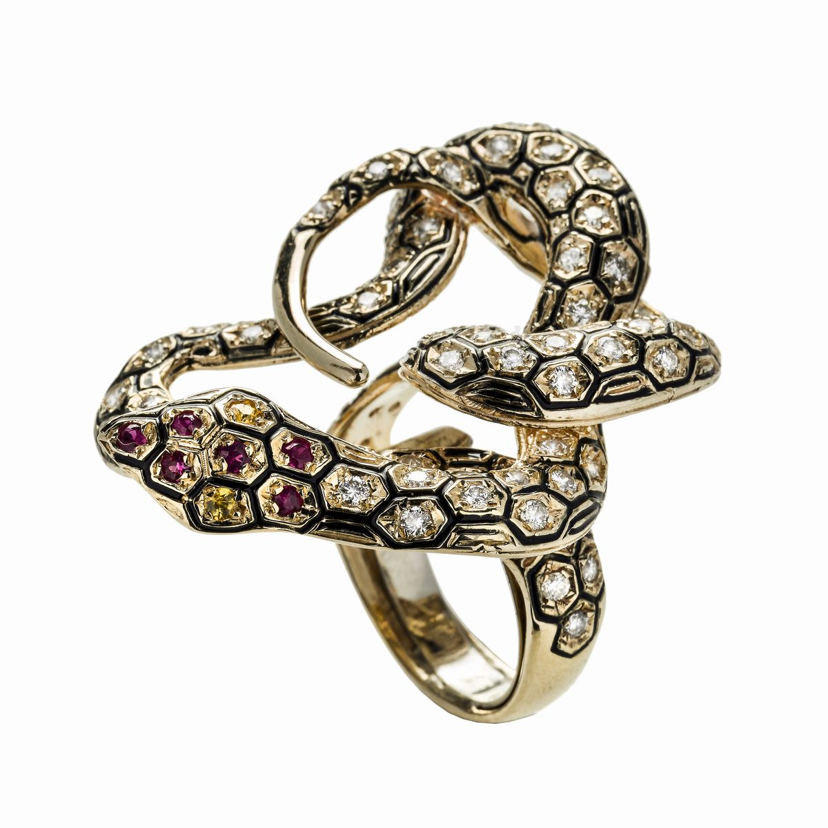 Anello in Oro Giallo, Rubini Diamanti e Smalto Nero