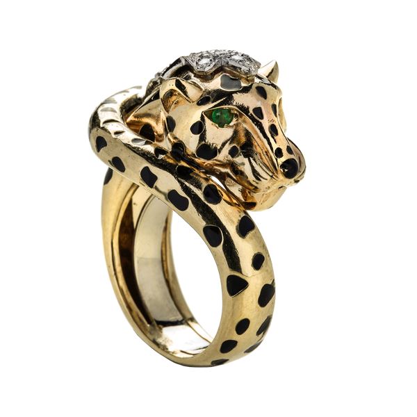 Ring in yellow gold, emerald, black enamel and diamonds