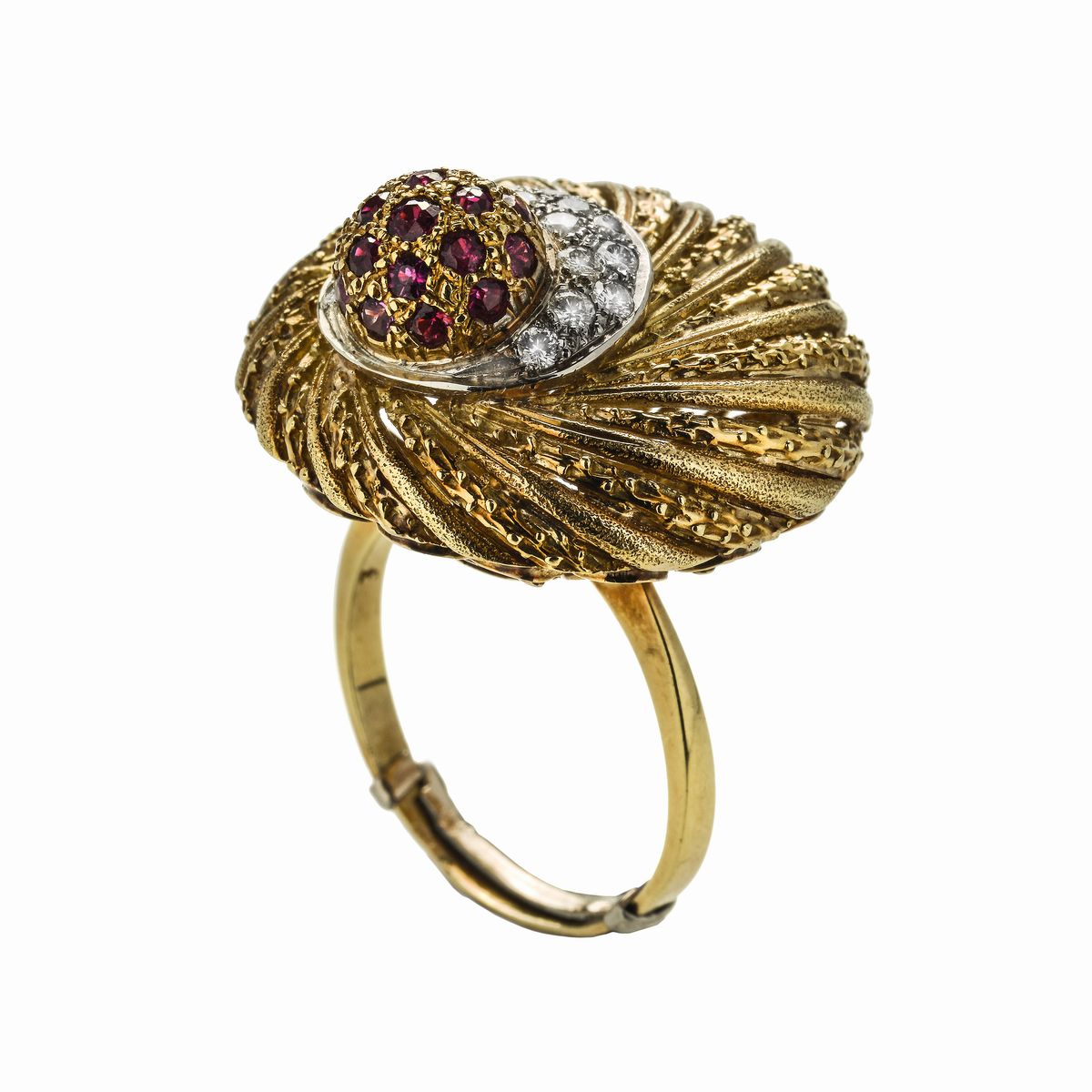 Anello in Oro Giallo, Oro Bianco, Diamanti e Rubini