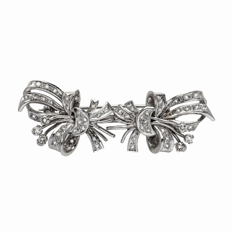 Spilla a Fiore in Oro Bianco e Diamanti