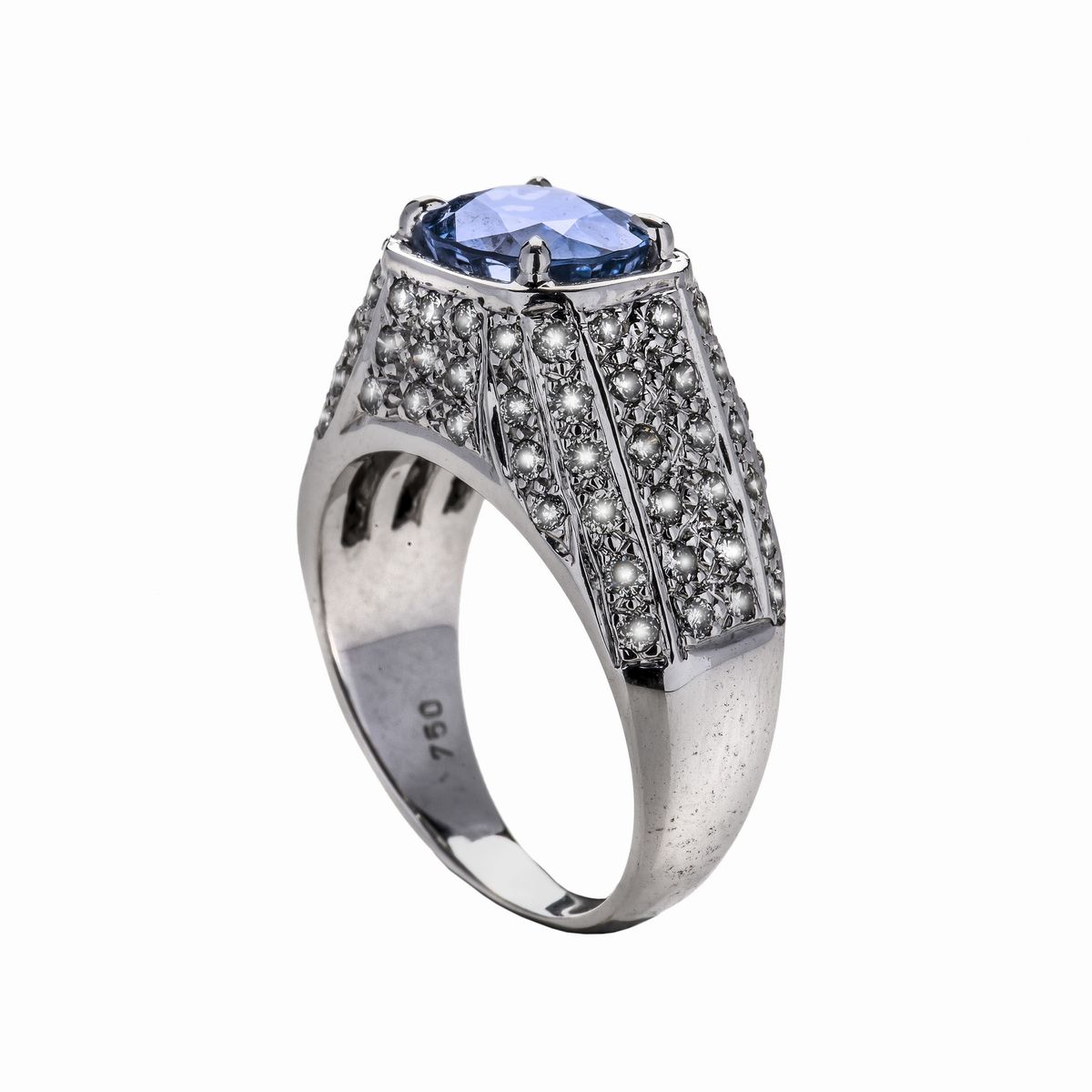Anello in Oro Bianco, Diamanti e Zaffiro Chiaro