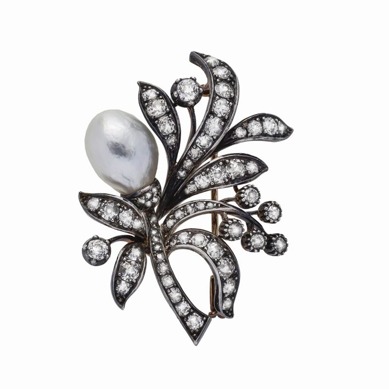 Spilla in Oro Giallo, Argento, Diamanti e Perla Naturale Wab