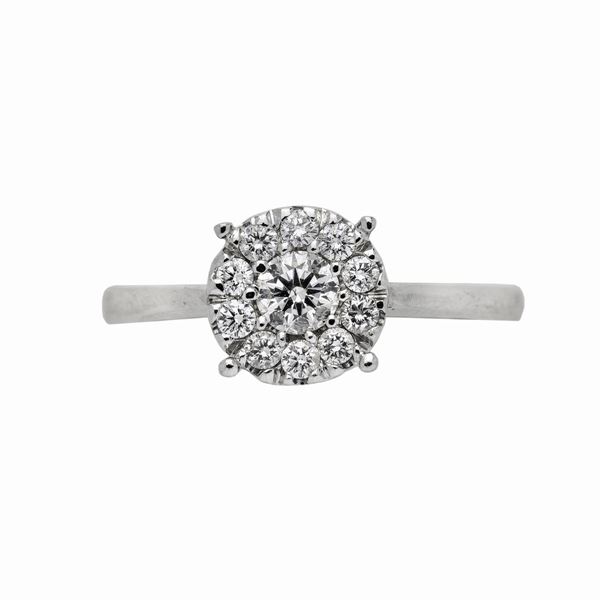 Ring in white gold and diamonds