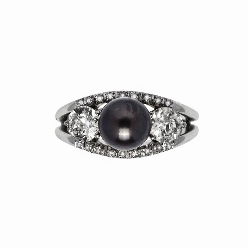 Anello in Oro Bianco, Diamanti e Perla Tahiti