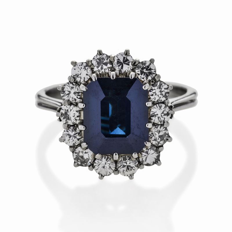 Anello in Oro Bianco, Diamanti e Zaffiro