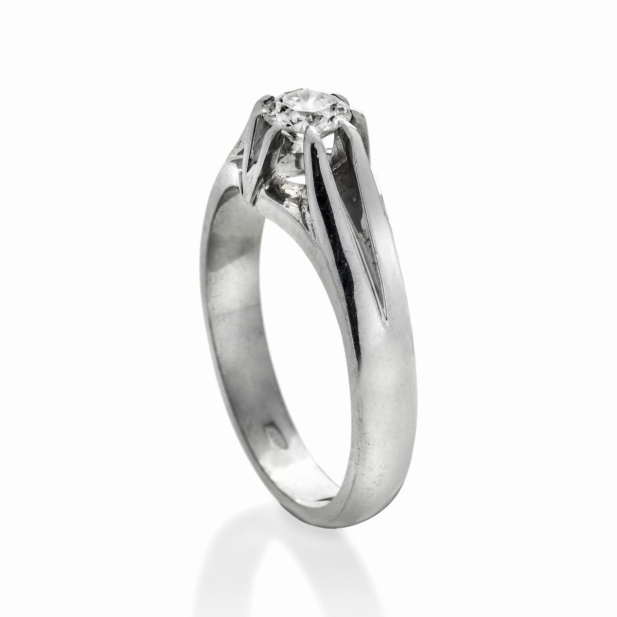 Anello Solitario in Oro Bianco e Diamante