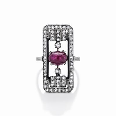 Anello a Losanga in Platino, Smalto Nero, Diamanti e Rubino