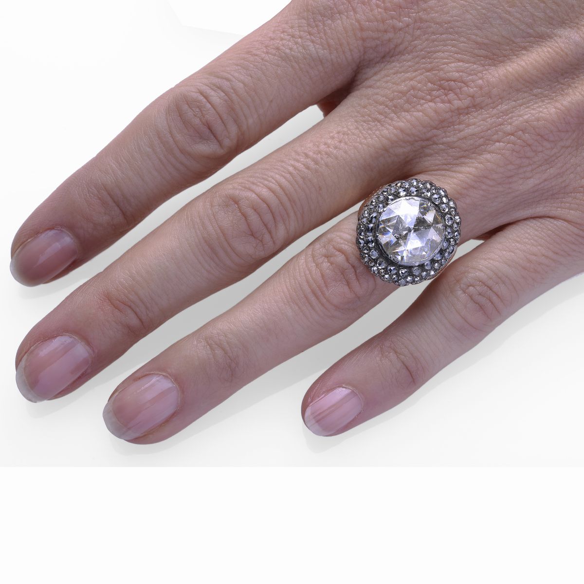 Anello in Oro a Basso Titolo, Argento e Diamanti