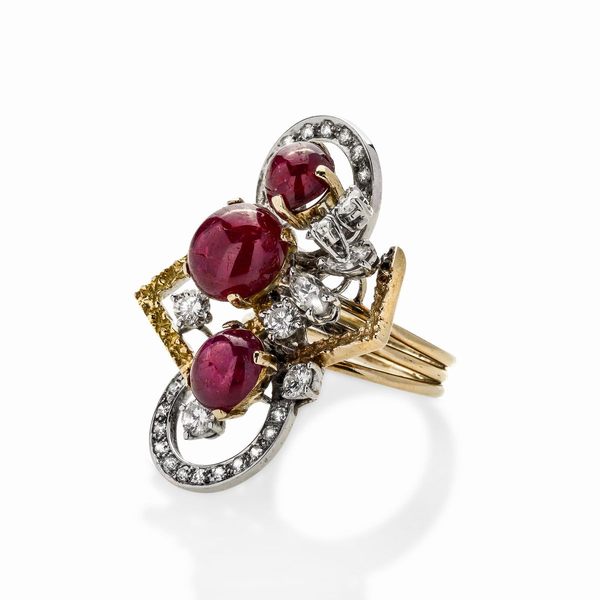 Anello in Oro Bianco, Oro Giallo, Diamanti e Rubini