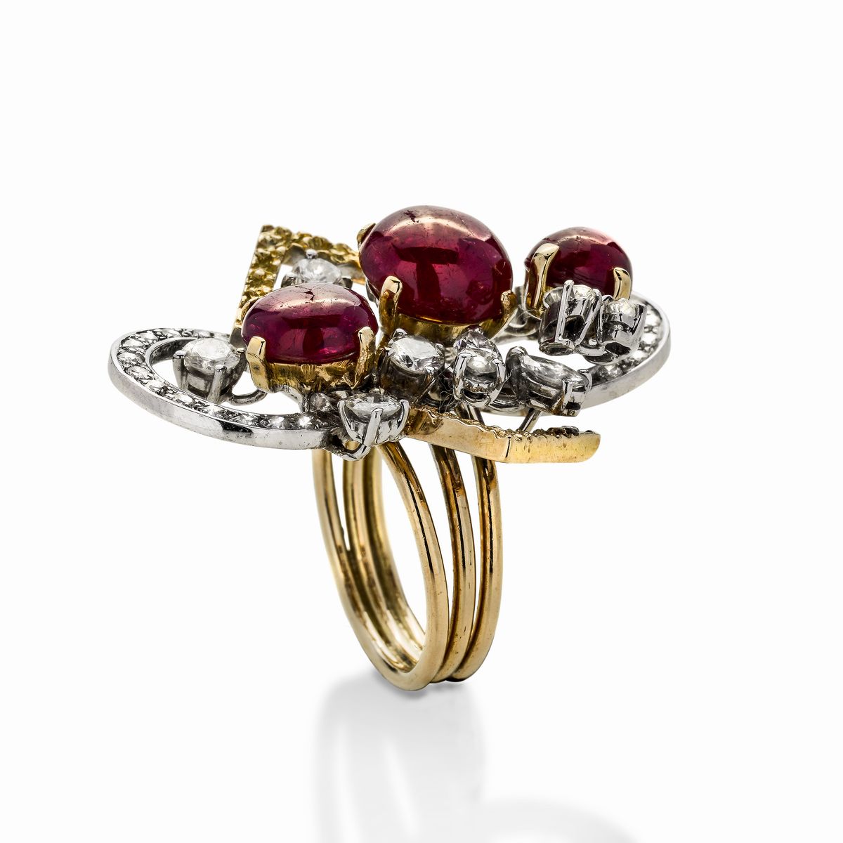 Anello in Oro Bianco, Oro Giallo, Diamanti e Rubini