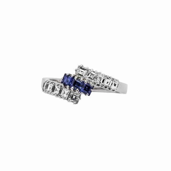 Ring in white gold, diamonds and sapphires