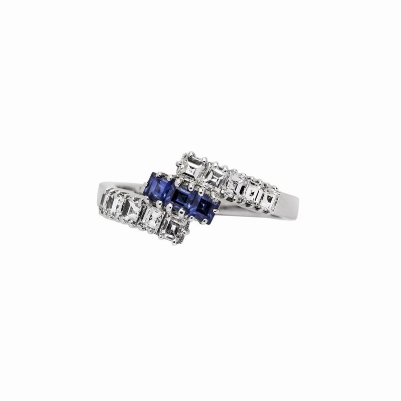 Anello in Oro Bianco, Diamanti e Zaffiri