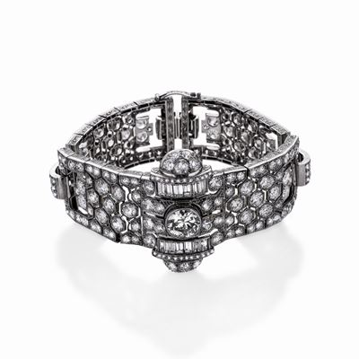 Importante Bracciale Orologio in Platino e Diamanti