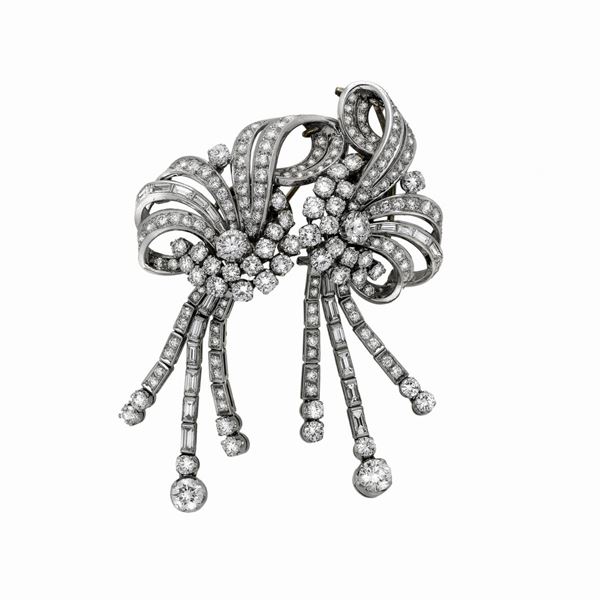 Clips in platinum and diamonds