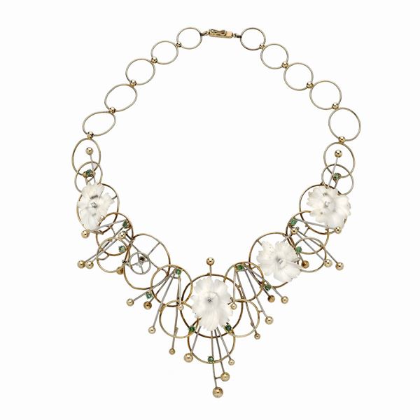 Collier in oro giallo, oro bianco, diamanti, smeraldi e cristallo di rocca