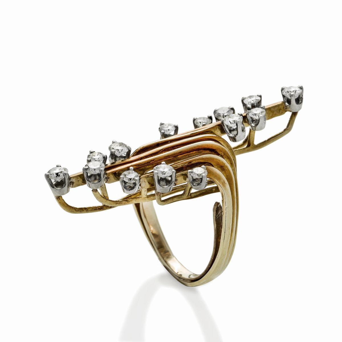 Anello in Oro Giallo e Diamanti