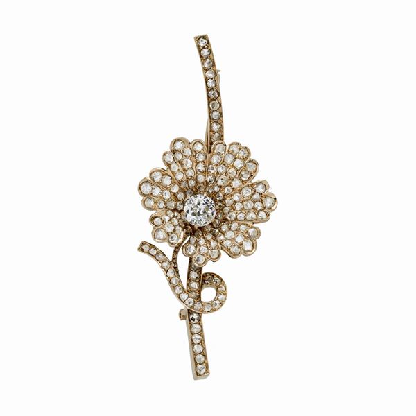 Spilla Fiore in oro giallo e diamanti