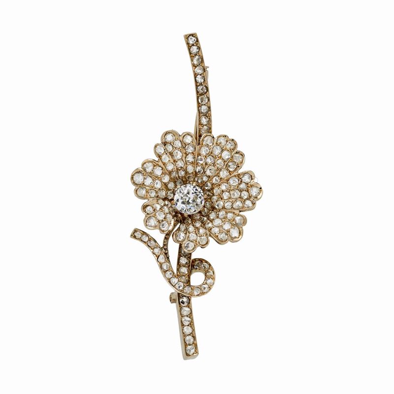 Spilla Fiore in Oro Giallo e Diamanti