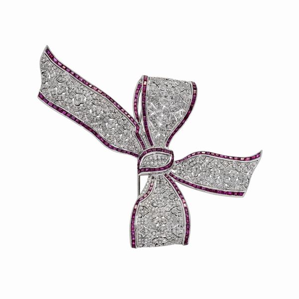 Clip Bow platinum, diamonds and rubies