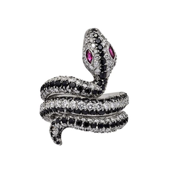 Snake ring in white gold, diamonds, black diamonds and rubies