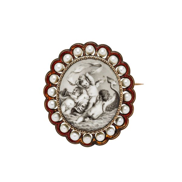 Brooch in gold low titer, cameo, red enamel and pearls