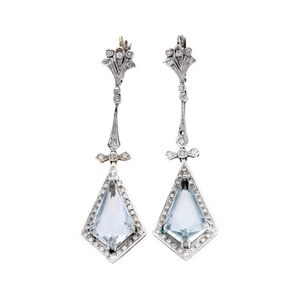 Pair of earrings in white gold, diamonds and aquamarine