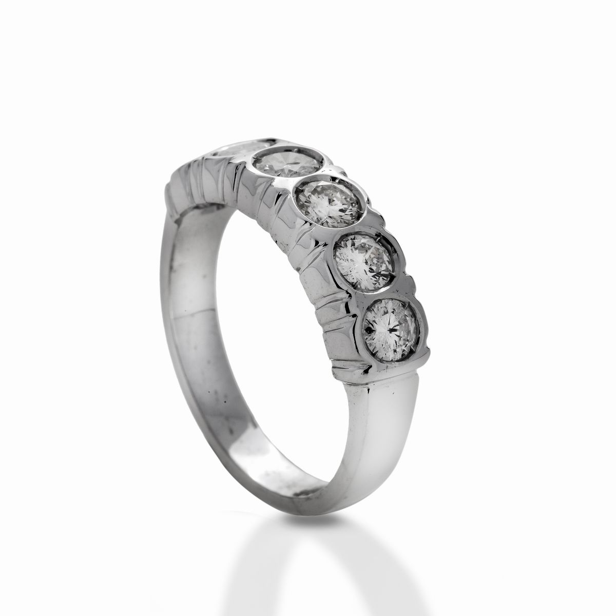 Anello Riviere in Oro Bianco e Diamanti