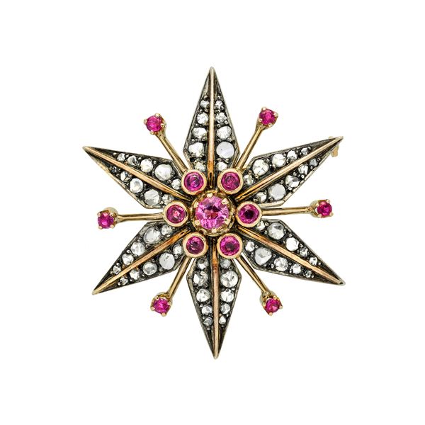Star brooch  - Auction Antique Jewellery, Modern and Watches - Curio - Casa d'aste in Firenze
