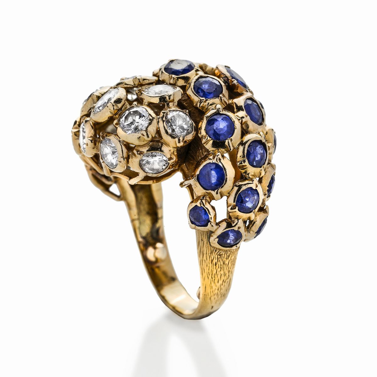 Anello Contrariè in Oro Giallo, Diamanti e Zaffiri