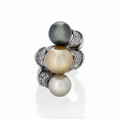 Anello in Oro Bianco, Diamanti e Perle, Perla Thaiti e Perla Gold