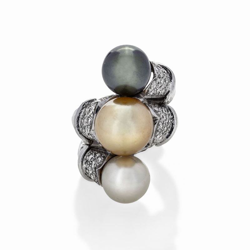 Anello in Oro Bianco, Diamanti e Perle, Perla Thaiti e Perla Gold