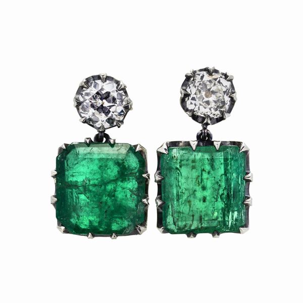 Pair of earrings with diamonds and emeralds  - Auction Antique Jewellery, Modern and Watches - Curio - Casa d'aste in Firenze