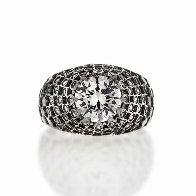 Anello Solitario in Oro Bianco e Diamanti