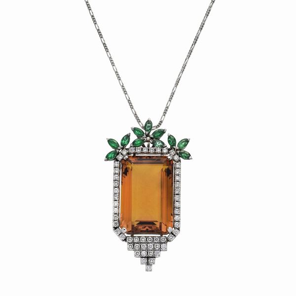 Pendant in white gold, diamonds, emeralds and citrine quartz  - Auction Antique Jewellery, Modern and Watches - Curio - Casa d'aste in Firenze