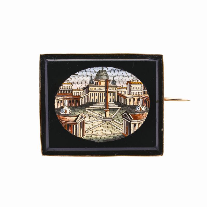 Spilla in Oro a Basso Titolo e Micromosaico