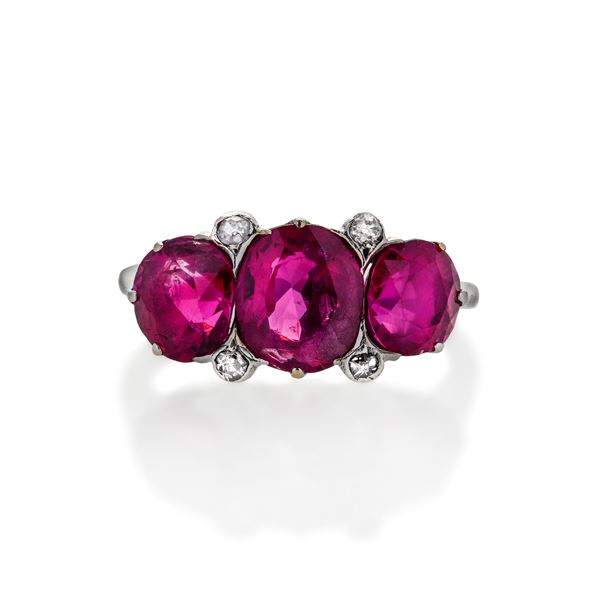 Ring in white gold diamonds and natural Burmese rubies