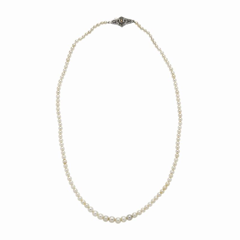 Girocollo in Perle Naturali Degradè, Platino e Diamanti