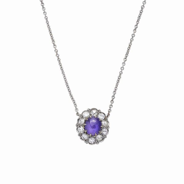 Chain with pendant in white gold, diamonds and star sapphire