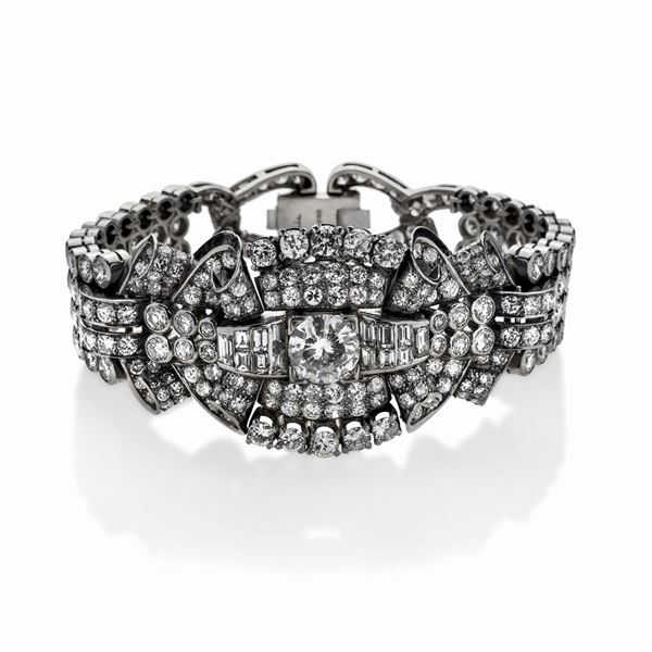 Importante bracciale in platino e diamanti